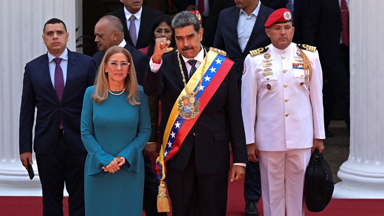 Nicolas Maduro için yemin töreni: Üçüncü başkanlık dönemi başladı