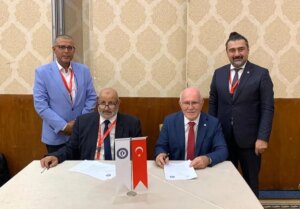 usak universitesi tunusta turk arap universite rektorleri kongresinde is birligi protokolleri imzaladi NmRL6EHC.jpg
